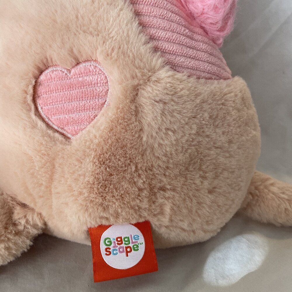 Gigglescape Giraffe Plush – Target (07/2023) – Excellent Condition - Picture 7 of 8